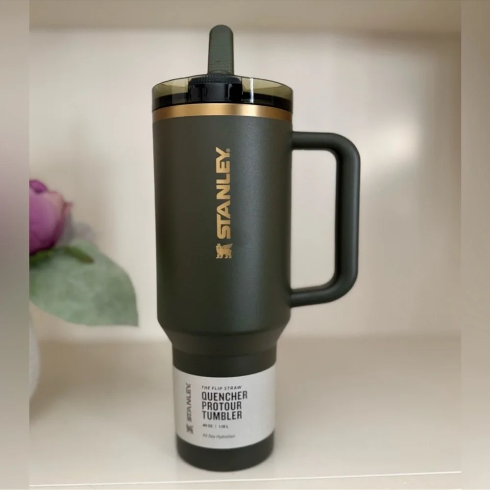 🎉LAST PIECE🎉Stanley 40oz. Quencher‎ ProTour Flip Straw Tumbler Cypress